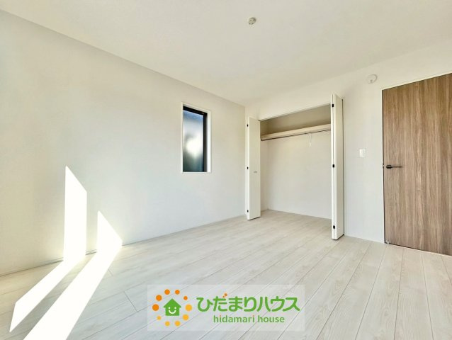 久喜市南７期　新築一戸建て　02　グラファーレの収納