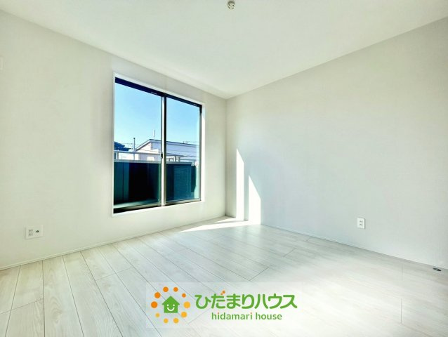 久喜市南７期　新築一戸建て　02　グラファーレの洋室