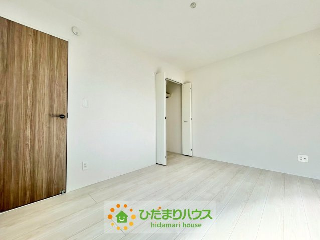 久喜市南７期　新築一戸建て　02　グラファーレの収納