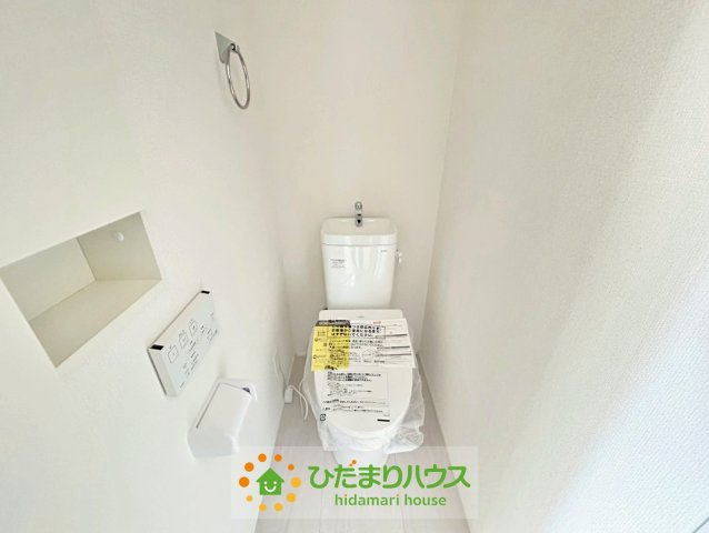 久喜市南７期　新築一戸建て　02　グラファーレのトイレ