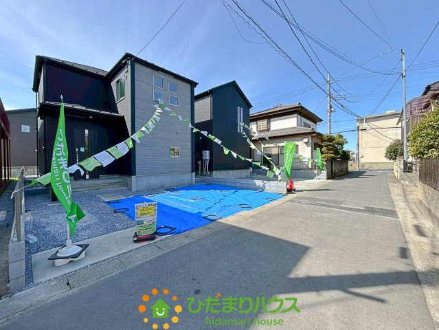 久喜市南７期　新築一戸建て　02　グラファーレの前面道路含む現地写真|2026/3/7　撮影