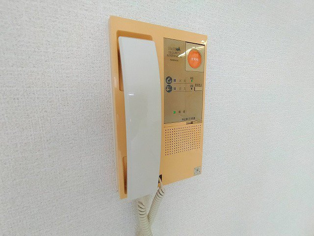 神戸市兵庫区西出町１丁目の賃貸マンションのセキュリティ