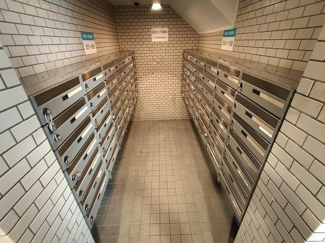 神戸市兵庫区西出町１丁目の賃貸マンション