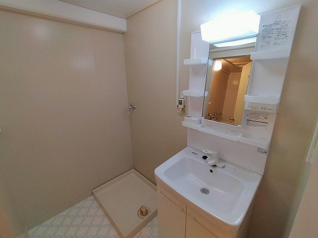 神戸市兵庫区西出町１丁目の賃貸マンションの洗面所|洗面所