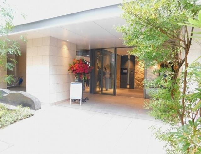 アトラス日暮里グレイスコートのエントランス|★高級感のあるエントランス★