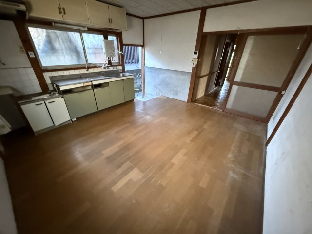 粟生新家　戸建住宅の居間・リビング