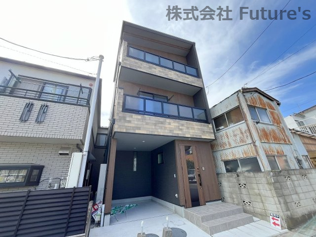 八潮市大瀬　新築戸建　全1棟の外観|八潮駅まで徒歩18分