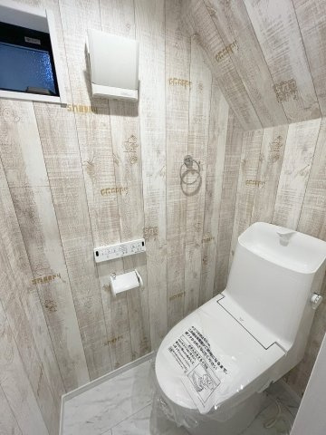 八潮市大瀬　新築戸建　全1棟のトイレ|1階のトイレです