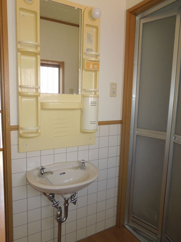 大谷ハイツの洗面所