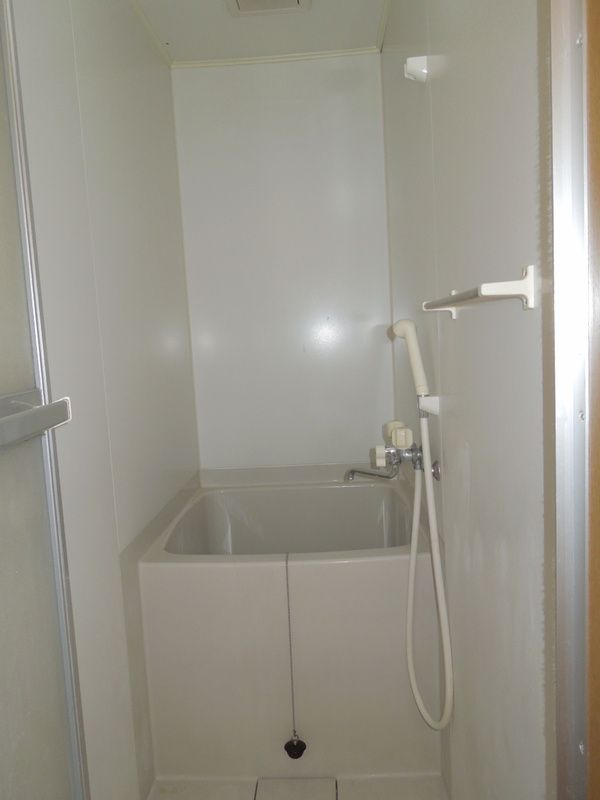 大谷ハイツの浴室