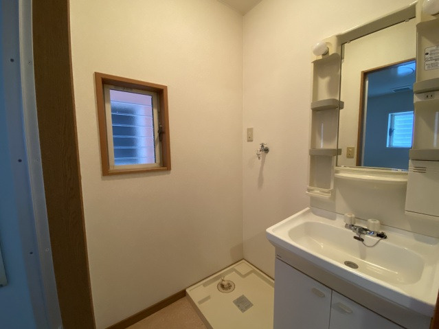 フローラステージ諸岡の洗面所