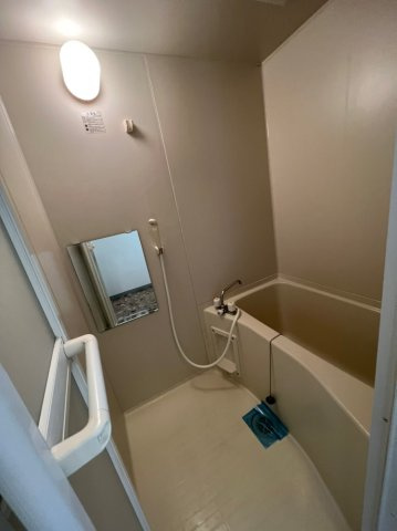 ランドハウス八事　名古屋市賃貸　仲介手数料無料の浴室