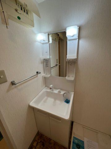 ランドハウス八事　名古屋市賃貸　仲介手数料無料の洗面所