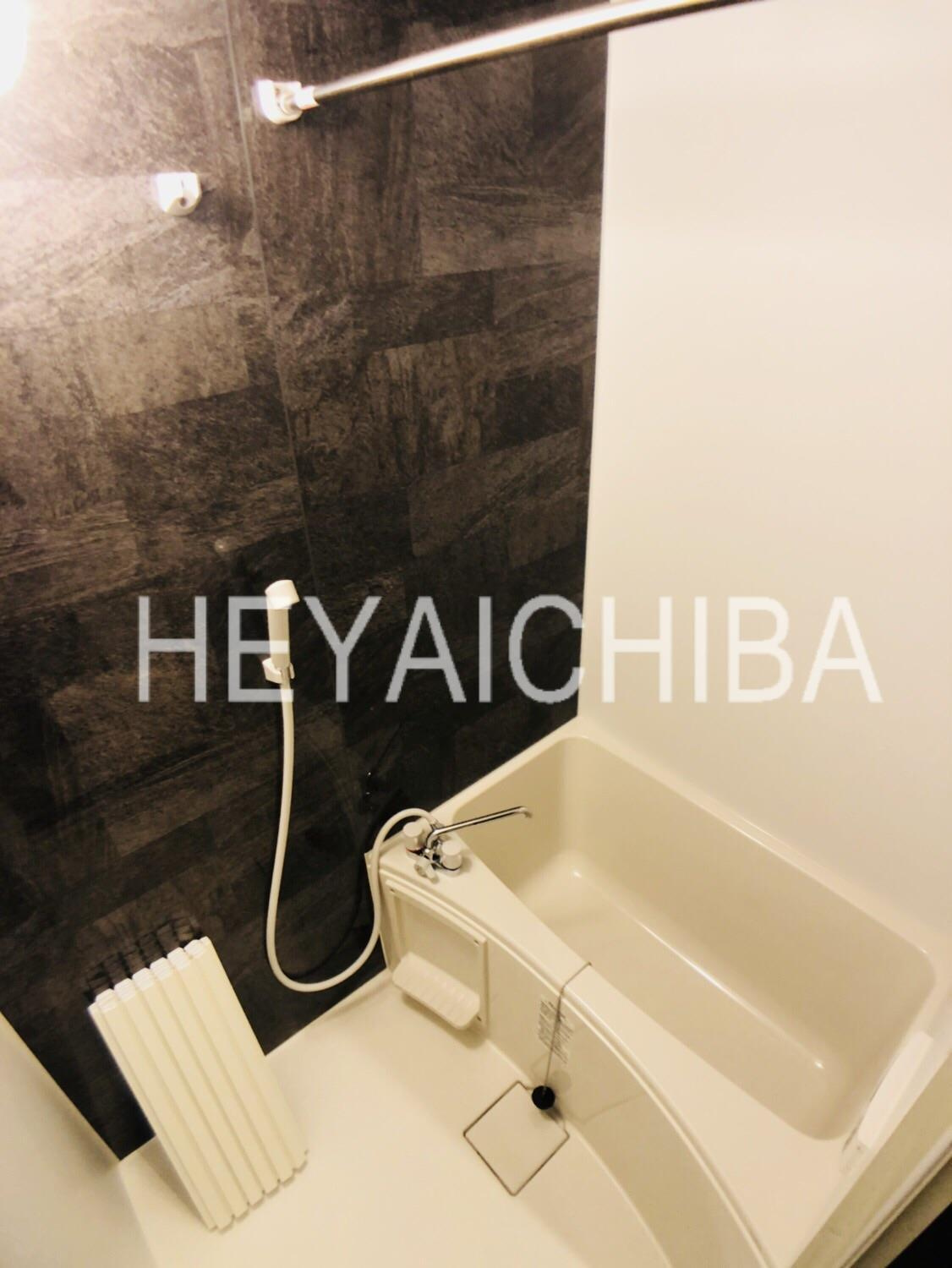 ヘリオドールの浴室