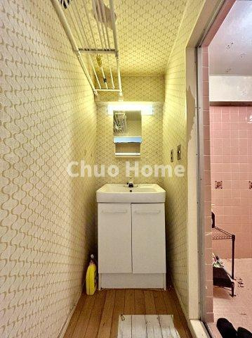 新小岩サマリヤマンションの独立洗面台|洗面化粧台