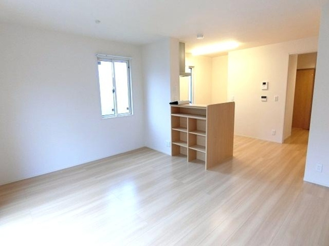 【居間・リビング】 | 鎌倉高野テラスハウス | ＬＤＫ