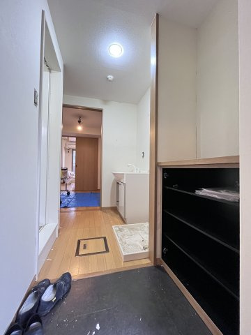 オルフェア我孫子Ⅲ番館の玄関