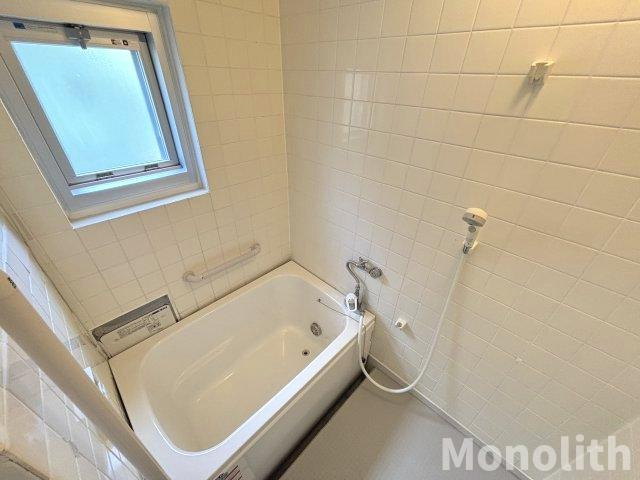 鶴山台36号棟の浴室