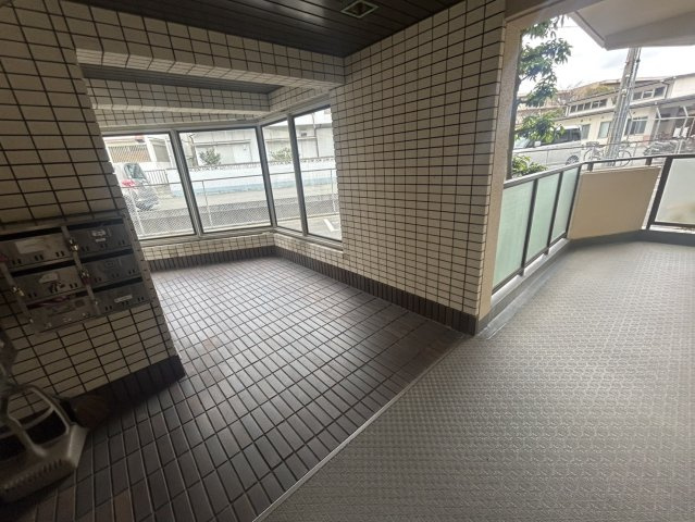 シェトワ西脇のロビー