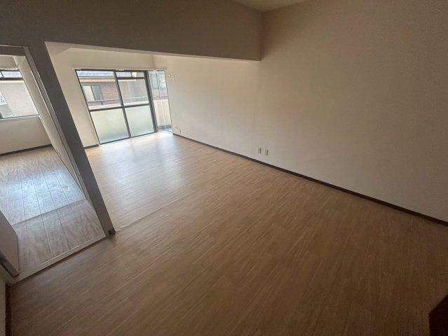 シェトワ西脇の居間・リビング