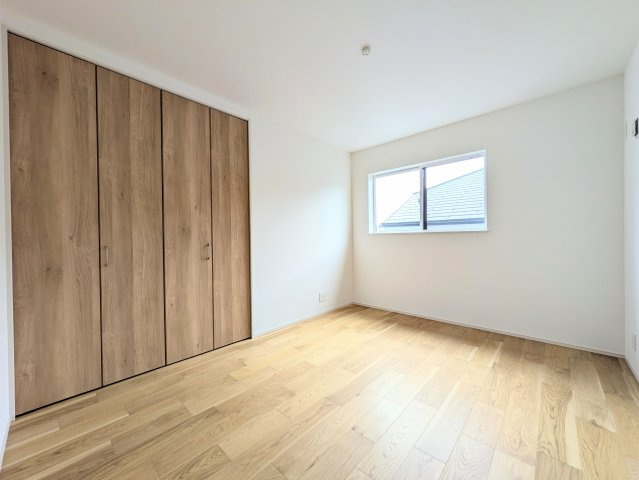 明石市大久保町山手台２丁目戸建２号棟の洋室