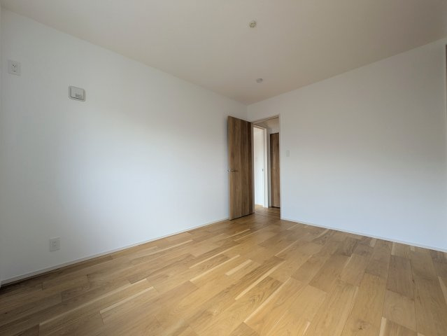 明石市大久保町山手台２丁目戸建２号棟の洋室