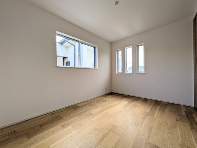 明石市大久保町山手台２丁目戸建２号棟の洋室