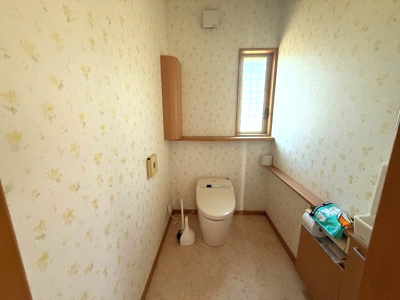 【トイレ】 | 【オール電化】神栖市知手中央8丁目中古戸建て