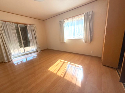 【洋室】 | 【オール電化】神栖市知手中央8丁目中古戸建て