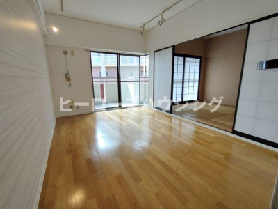 【居間・リビング】 | 朝日プラザ豊中旭丘弐番館