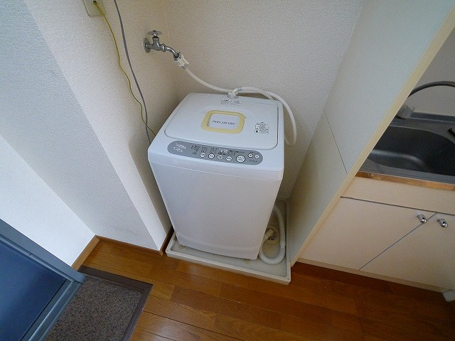 レオパレスナカノの設備|嬉しい室内洗濯機置き場がございます。