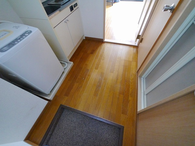 レオパレスナカノの玄関|きれいな玄関です