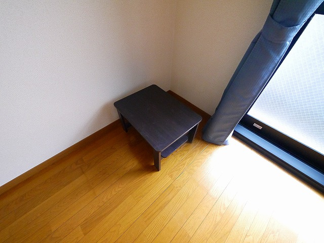 レオパレスナカノのその他|テーブル