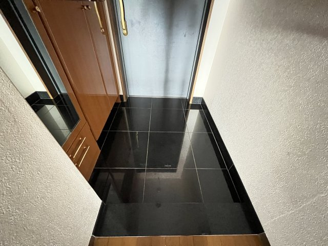 フォルツ南御座の玄関