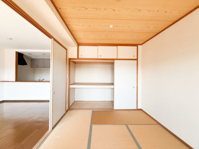 フォルツ南御座の和室