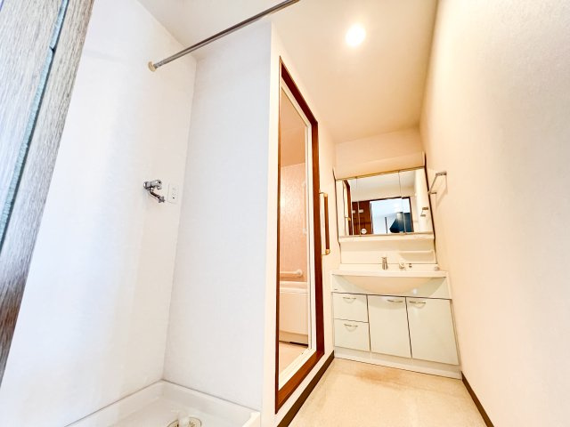 フォルツ南御座の独立洗面台