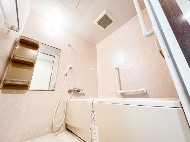 フォルツ南御座の浴室