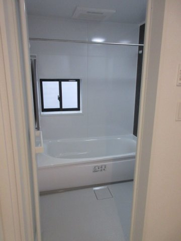 【仲介手数料無料】新築戸建　熊谷市上之2049-23（全2棟）の浴室