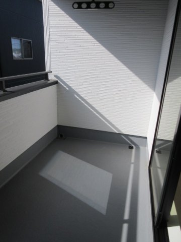 【仲介手数料無料】新築戸建　熊谷市上之2049-23（全2棟）のバルコニー