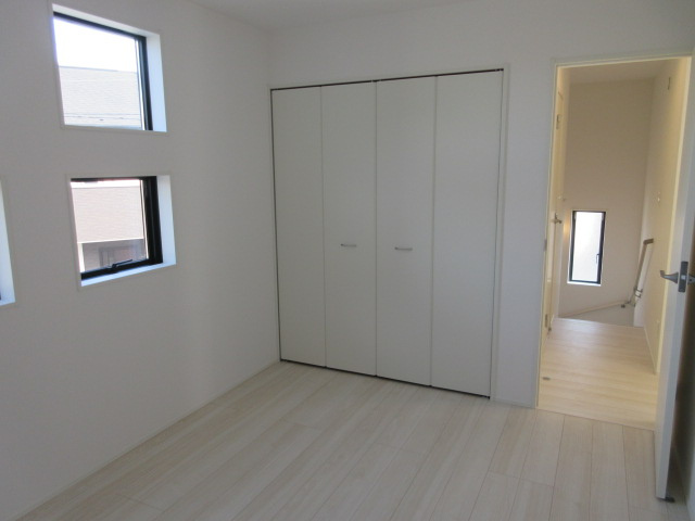 【仲介手数料無料】新築戸建　熊谷市上之2049-23（全2棟）の洋室