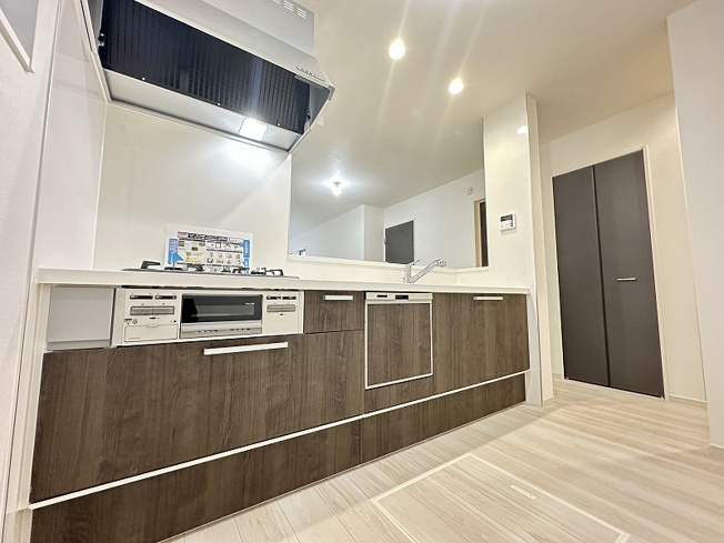 【キッチン】 | 志木市柏町1丁目　新築一戸建住宅　全2棟　(志木本店) | ビルトイン食洗機を標準装備