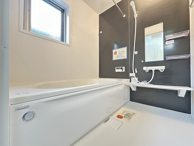 【浴室】 | 志木市柏町1丁目　新築一戸建住宅　全2棟　(志木本店) | 浴室乾燥機付きで雨の日も安心