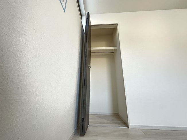 【収納】 | 志木市柏町1丁目　新築一戸建住宅　全2棟　(志木本店) | 洋室5帖収納