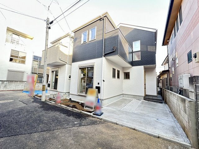 【外観】 | 志木市柏町1丁目　新築一戸建住宅　全2棟　(志木本店) | 現地（2026年1月）撮影／志木駅まで徒歩14分の立地