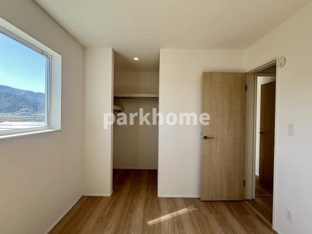 土佐市蓮池 -3期2棟2- 新築戸建ての収納