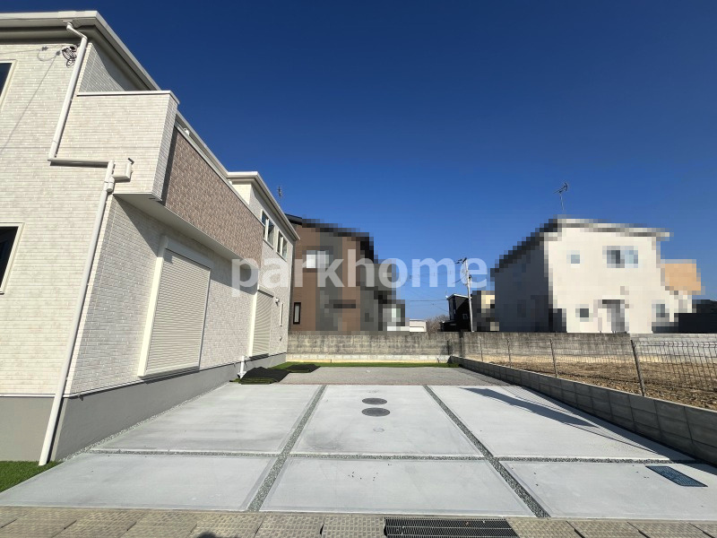 土佐市蓮池 -3期2棟2- 新築戸建ての駐車場|2026年2月中旬