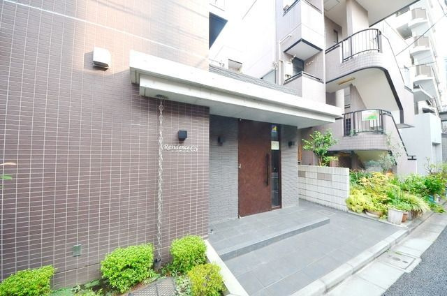 【エントランス】