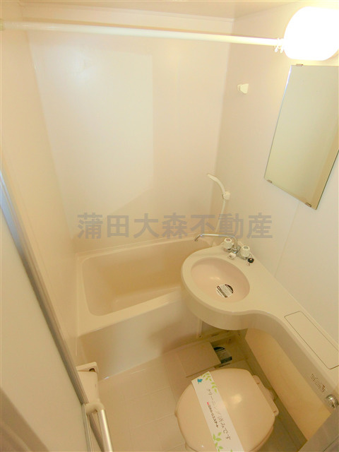 千鳥町ロッソコルサの浴室