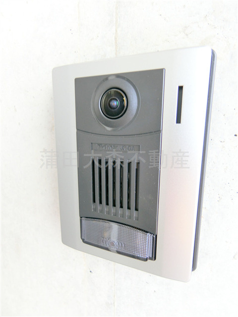 千鳥町ロッソコルサの玄関