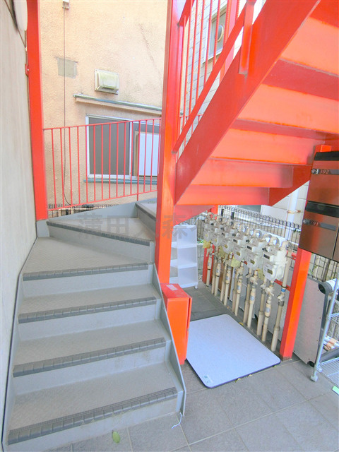 千鳥町ロッソコルサのその他共用部分|共有共用共用階段